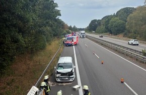 Freiwillige Feuerwehr der Gemeinde Sonsbeck: FW Sonsbeck: Absicherung einer Einsatzstelle auf der A57