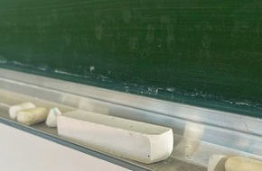 Universit&auml;t Bremen: Arbeitslehre als Schl&uuml;ssel zur Demokratiebildung