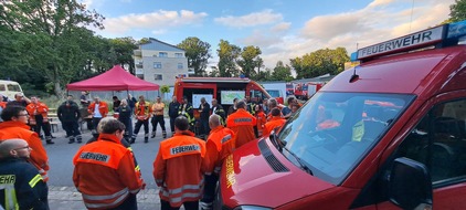 Kreisfeuerwehrverband L&uuml;chow-Dannenberg e.V.: FW L&uuml;chow-Dannenberg: +++ Senior in Hitzacker vermisst +++ &uuml;ber 150 Einsatzkr&auml;fte im Einsatz +++ Einsatz von Hunden, Hubschraubern, Drohnen und gro&szlig;em Kr&auml;fteaufgebot bleibt erfolglos +++