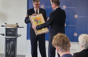 Polizeidirektion Oldenburg: POL-OLD: +++ Leiter der Polizeiinspektion Cloppenburg/Vechta tritt in den Ruhestand +++ Polizeipräsident Andreas Sagehorn würdigt die herausragende Arbeit von Leitendem Kriminaldirektor Jörn Kreikebaum +++