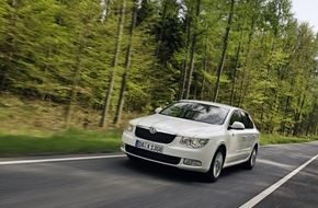 Skoda Auto Deutschland GmbH: Skoda bietet honorarfreies Bildmaterial zum Modell Superb