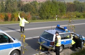 Polizeiinspektion Hameln-Pyrmont/Holzminden: POL-HOL: Mit 171 km/h auf der B 64 unterwegs /  Polizei will Kontrollen auch im Oktober fortführen