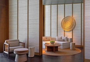 The Ritz-Carlton Maldives, Fari Islands verwöhnt Frühbucher mit einem besonderen Angebot für Weihnachten und Neujahr
