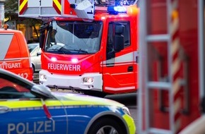 Polizei Mettmann: POL-ME: Zigarette weggeschnippt: Zwei Müllcontainer in Flammen - Mettmann - 2204130