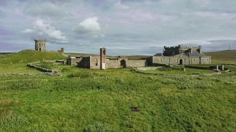 The European Heritage Project SE: European Heritage Project erwirbt bedeutendstes Architekturdenkmal auf den Shetlandinseln / Gotische Brough Lodge auf eisenzeitlicher Wikingersiedlung erbaut