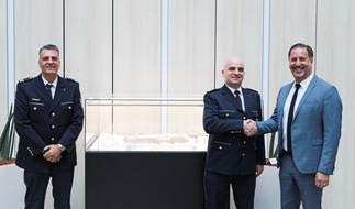 Polizeipräsidium Südosthessen: POL-OF: Marco Weller als neuer Leiter der Abteilung Einsatz begrüßt - Offenbach