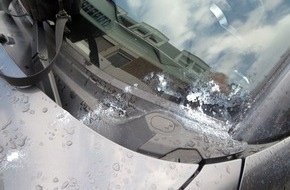 Kreispolizeibehörde Olpe: POL-OE: Pkw mit Sekundenkleber beschädigt
