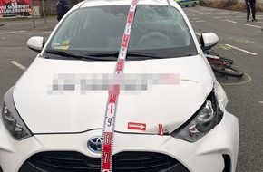 Polizei Bielefeld: POL-BI: Radfahrerin schwer verletzt nach Unfall
