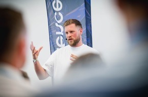 Flipper Consulting GmbH: Johannes Schwärzler von der Flipper Consulting GmbH: Fix und Flip mit Herz, Hirn und Handschlagqualität