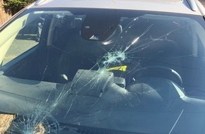 Kreispolizeibehörde Oberbergischer Kreis: POL-GM: 39-Jähriger beschädigt Streifenwagen