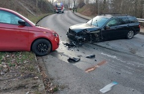 Freiwillige Feuerwehr Finnentrop: FW Finnentrop: Verkehrsunfall in Finnentrop