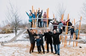 Gebäude- und Wohnungsbaugesellschaft Wernigerode mbH: GWW Wernigerode übergibt ersten neuen Spielplatz / Jahr für Jahr wird für 100.000 Euro ein weiterer entstehen