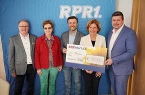 RPR1: RPR HILFT e.V. spendet 160.000 Euro zugunsten der Tafeln in Rheinland-Pfalz. Ministerpräsidentin Malu Dreyer ist Schirmherrin