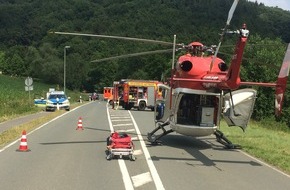 Feuerwehr Hattingen: FW-EN: Motorradfahrer schwebt nach Unfall in Lebensgefahr -Rettungshubschrauber im Einsatz