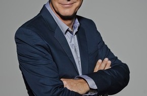 ARD Das Erste: Das Erste / Jörg Pilawa kehrt mit großer Samstagabendshow ins Erste zurück: "Einer wird gewinnen - das internationale Quiz mit Jörg Pilawa" am 1. März 2014 um 20.15 Uhr (FOTO)