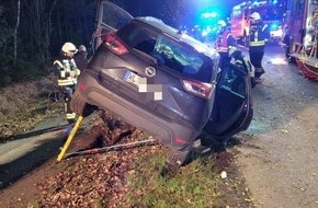 Polizeiinspektion Stade: POL-STD: 31-jähriger Autofahrerin bei Unfall in Wiegersen schwer verletzt