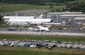 Messe Berlin GmbH: Ready for Take Off: ILA Berlin Air Show 2016 präsentiert modernstes Fluggerät mit innovativen Technologien / Rund 200 Fluggeräte vom unbemannten Flugsystem bis zu den "Riesen" der Lüfte