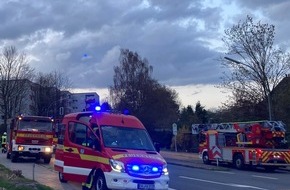 Feuerwehr Hattingen: FW-EN: Zweimal Rauchentwicklung aus Gebäude und Kleinbrand in Jugendbildungsstätte