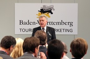 Tourismus Marketing GmbH Baden-Württemberg: Baden-Württemberg gut gerüstet für das Fußball-WM-Jahr 2006