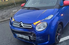 Polizei Hagen: POL-HA: Mercedes ger&auml;t ins Rutschen und kollidiert mit Gegenverkehr