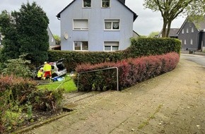 Polizei Bochum: POL-BO: Alleinunfall - Seniorin (77) kommt von Fahrbahn ab