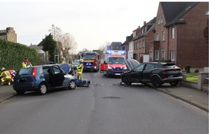 Kreispolizeibehörde Rhein-Kreis Neuss: POL-NE: Schwerverletzte nach Frontalunfall