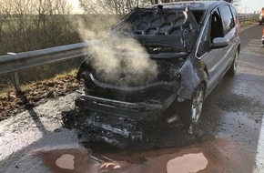 Polizeidirektion Landau: POL-PDLD: A65/Ausfahrt B271 - Brennender PKW