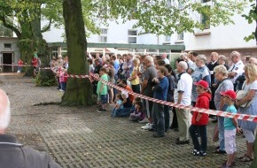 Polizeiinspektion Hameln-Pyrmont/Holzminden: POL-HM: 4500 Besucher beim Tag der offenen Tür der Polizei