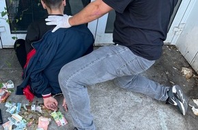 Polizeipräsidium Krefeld: POL-KR: Foto zum Drogeneinsatz (unsere Meldung 87)
