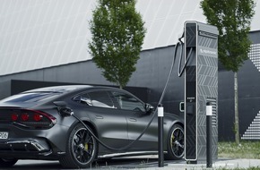 Alpitronic: Alpitronic erweitert HYC1000: High Performance Dispenser l&auml;dt E-Autos mit bis zu 1 MW