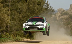 Skoda Auto Deutschland GmbH: SKODA mit tschechischem Champion Kopecký und Junior Nordgren bei RallyeRACC Catalunya (FOTO)