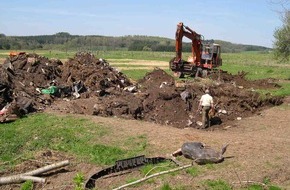 Polizeiinspektion Northeim: POL-NOM: Polizei rückte mit Bodensonde und Bagger an