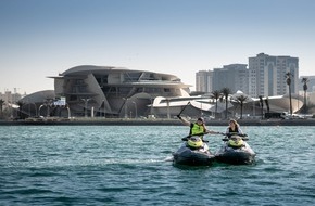 Qatar Tourism: Eine adrenalingeladene Stadttour: Katars Hauptstadt mit dem Jetski erkunden