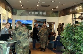 PIZ Personal: Rund 4000 Neugierige in der Pop-Up Lounge der Bundeswehr