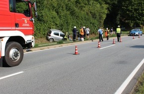 Polizeidirektion Kaiserslautern: POL-PDKL: Mit unangepasster Geschwindigkeit gegen Betonschacht