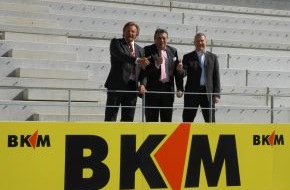 BKM Bausparkasse Mainz AG: BKM Bausparkasse Mainz wird Premium-Bandenpartner in der Coface Arena (mit Bild)
