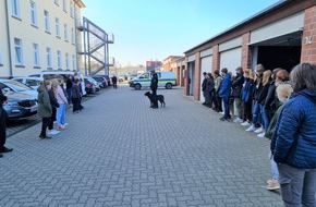 Polizeiinspektion Nienburg / Schaumburg: POL-NI: Nienburg - 33 Kinder erleben Polizei hautnah; Zukunftstag bei der Polizeiinspektion Nienburg/Schaumburg
