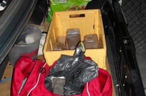 Polizeipräsidium Frankfurt am Main: POL-F: 091023 - 1337 Frankfurt/Nieder-Eschbach/Bonames: 18 Kilo Haschisch und rund 24.000 EUR Bargeld beschlagnahmt; Anlage beachten