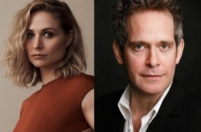 Sky Deutschland: Niamh Algar und Tom Hollander spielen die Hauptrollen in der neuen Sky Original Serie "Iris" von Neil Cross ("Luther")