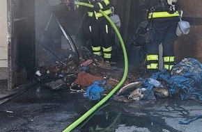 Feuerwehr München: FW-M: Brand in Garage (Harthof)