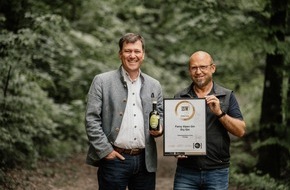 Edelweissbrauerei Farny: Der beste nationale Dry Gin 2022 kommt aus dem Allgäu / Große Goldmedaille im International Spirits Award für Farny Alpen-GIN Dry Gin