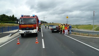 Feuerwehr Heiligenhaus: FW-ME: 08.07.2015 - Verletzte nach Verkehrsunfall (Meldung 21/2015)