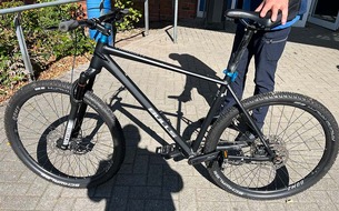 Polizei Steinfurt: POL-ST: Hörstel, Eigentümer gesucht, Fahrrad sichergestellt