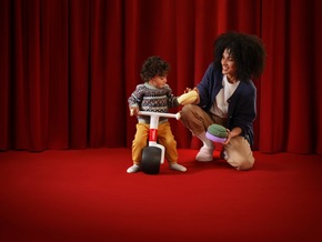 Geschenke-Highlight für kleine Entdecker*innen: woom WOW limitierte X-Mas-Edition mit Stapelstein®-Bundle