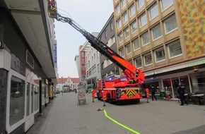 Feuerwehr Mülheim an der Ruhr: FW-MH: Zimmerbrand