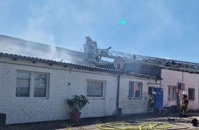 Polizei Mettmann: POL-ME: Brand einer Lagerhalle: Ursache geklärt - Hilden - 2306057