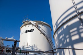 BASF bietet honorarfreies Fotomaterial für Journalisten in der Bilddatenbank der Deutschen Presse-Agentur (dpa) zur Bilanzpressekonferenz 2014 (BILD) (FOTO)