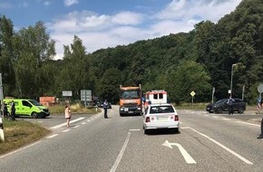 Polizeipräsidium Westpfalz: POL-PPWP: Motorradfahrer die Vorfahrt genommen