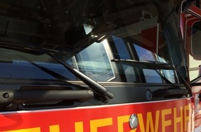 Feuerwehr Dinslaken: FW Dinslaken: Feuerwehr mehrfach im Einsatz