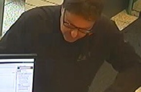 Polizei Bonn: POL-BN: Unbekannter versuchte mit gestohlener Bankkarte Geld abzuheben - Wer kennt diesen Mann?
